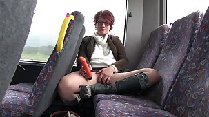 Popp Sylvie aus Ansbach - Bring out Facial Cumshot approximately a bus