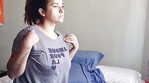 Mommy casual jerking off pluck